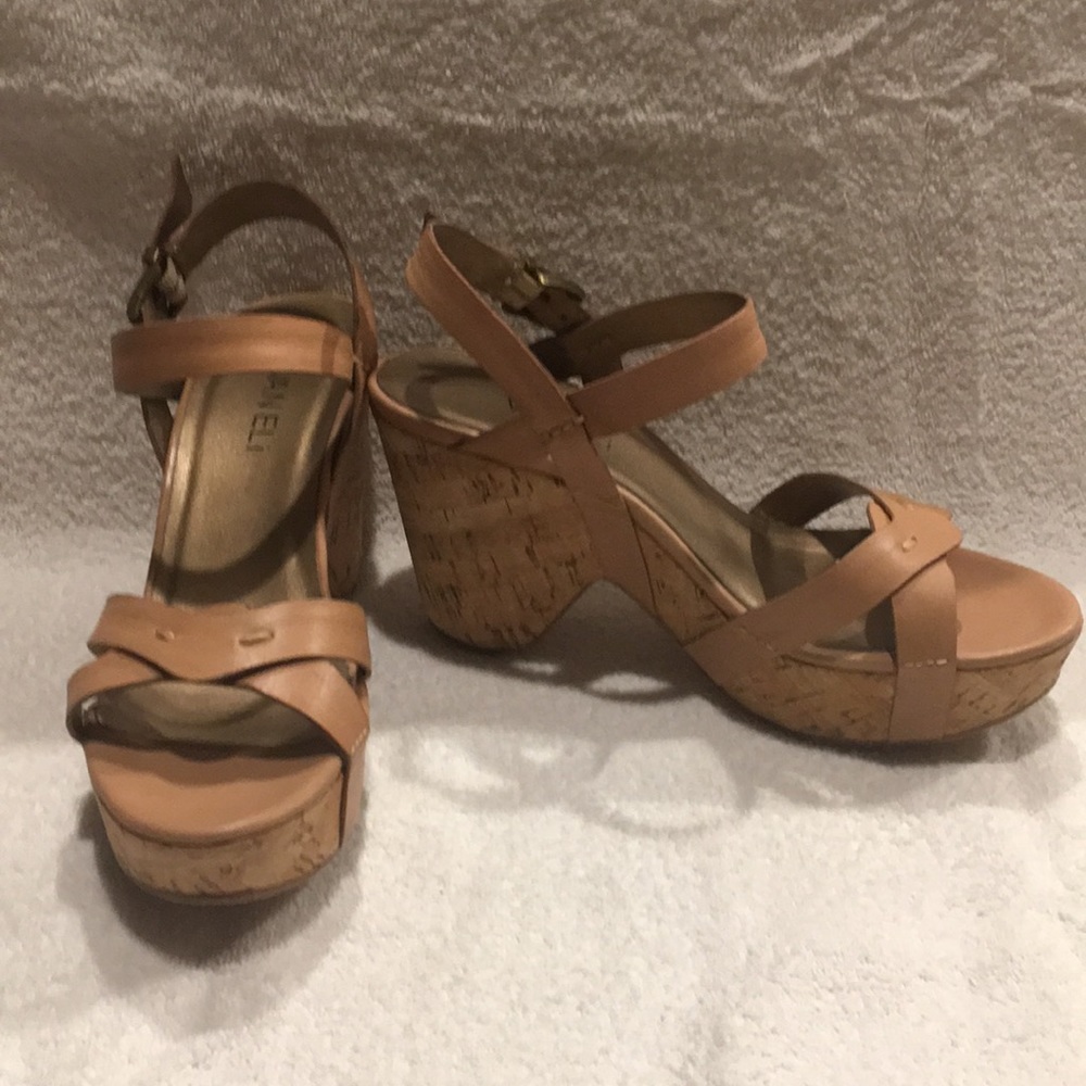 Shoes / Vaneli